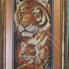 Работа «Тигрица с тигрёнком»