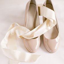 Схема вышивки «Лаковые туфельки»