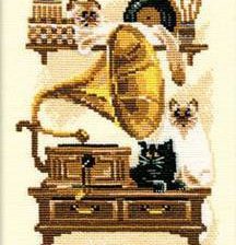 Схема вышивки «Три кошки и патефон»