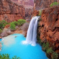 Водопад Хавасу-Фолс, Гранд-Каньон, Аризона.