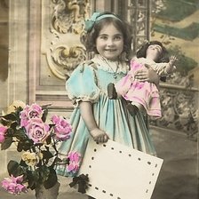 Схема вышивки «Девочка с куклой»