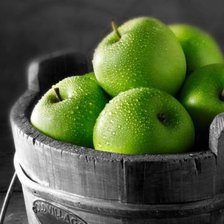 Схема вышивки «Зелёные яблоки»