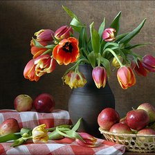 Схема вышивки «натюрморт с тюльпанами»