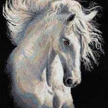 Оригинал схемы вышивки «белая лошадь» (№754271)
