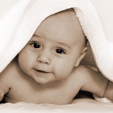 Схема вышивки «Малыш в полотенце»