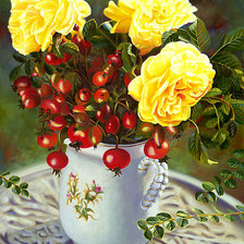 натюрморт с жёлтыми розами и красной смородиной