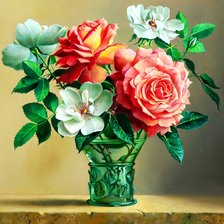 шиповник и розы в вазе