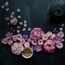 Схема вышивки «Цветы и чашка кофе»