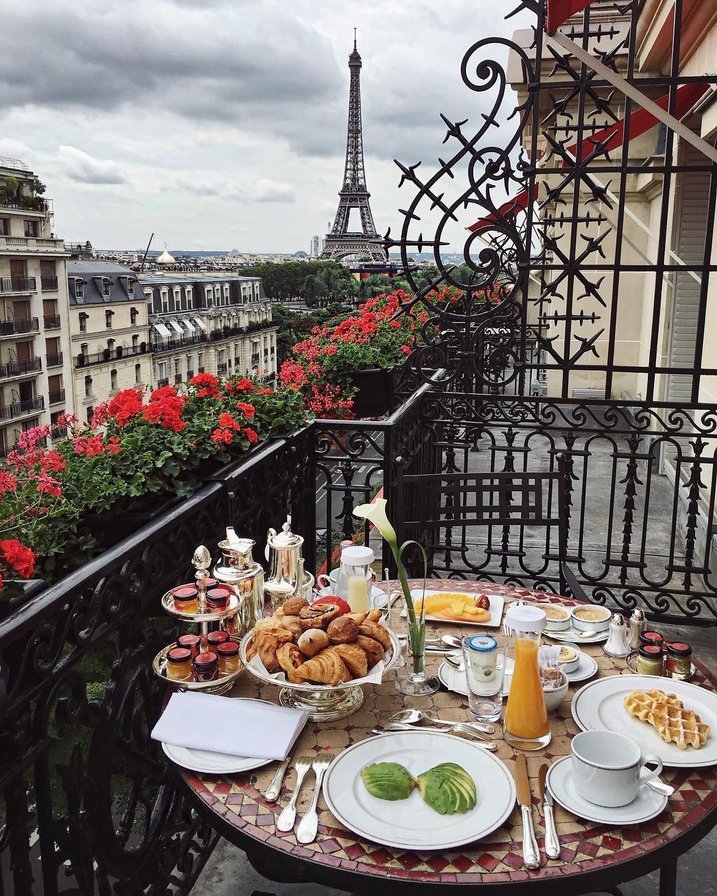 Утро в Париже - париж - оригинал