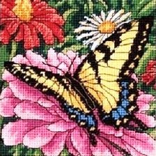 Оригинал схемы вышивки «Бабочка на цветке» (№2148103)